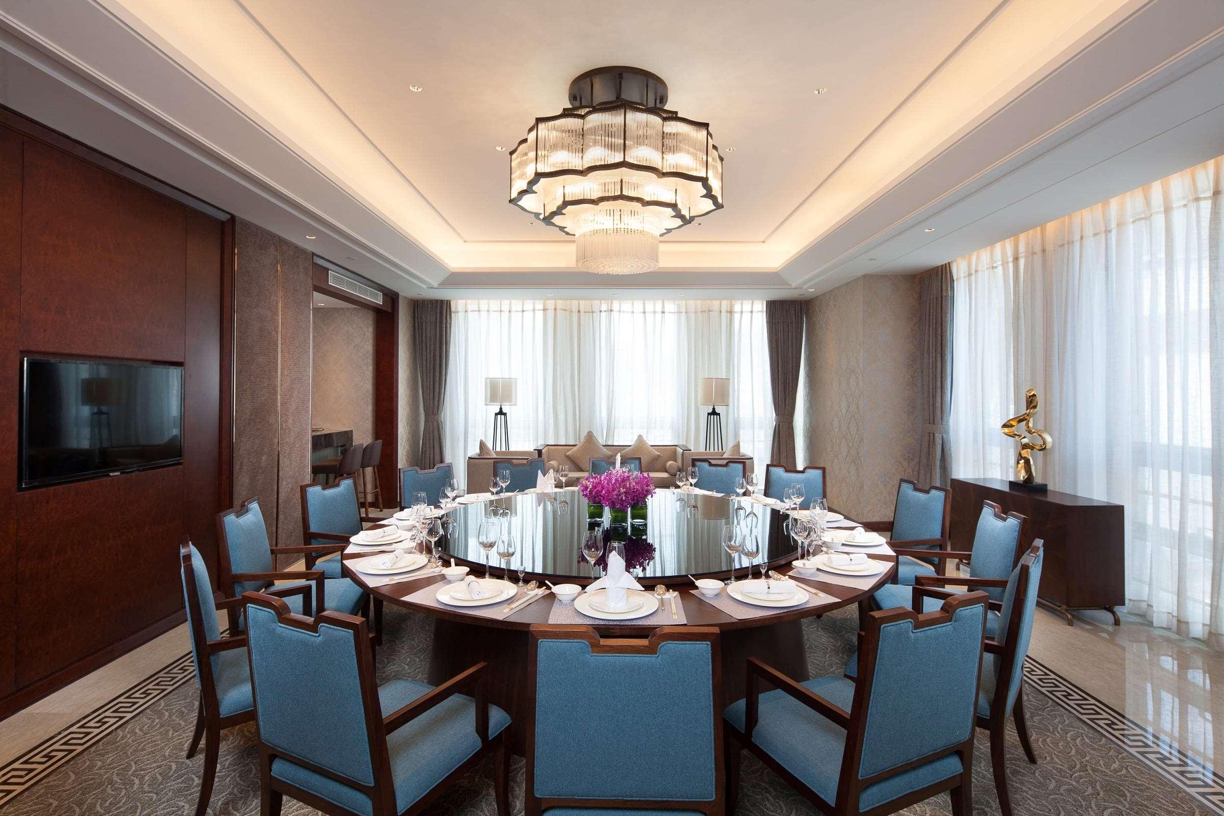 Hotel Ramada Jinan Esterno foto