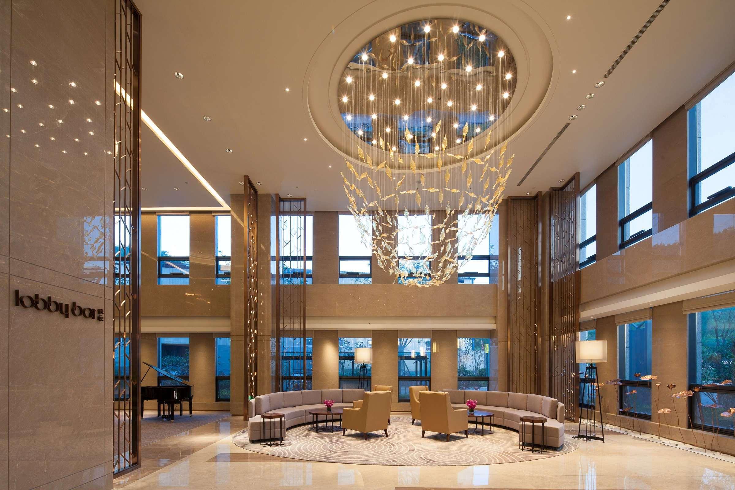Hotel Ramada Jinan Esterno foto